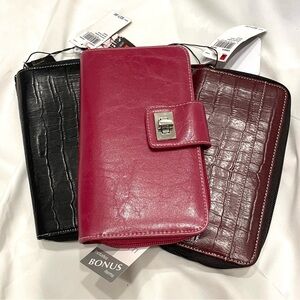 NWT MUNDI Vintage Leather Wallet Bundle Zip Closure Turn Lock Bifold Red Black